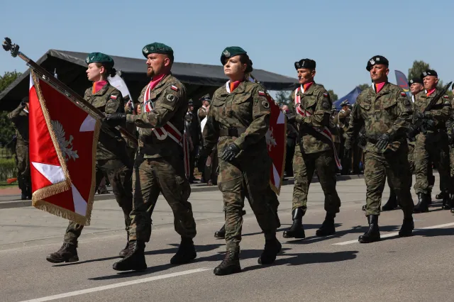 Wojsko wezwie aż 235 tys. Polaków. Zobacz, do kogo w 2026 r. przyjdą listy