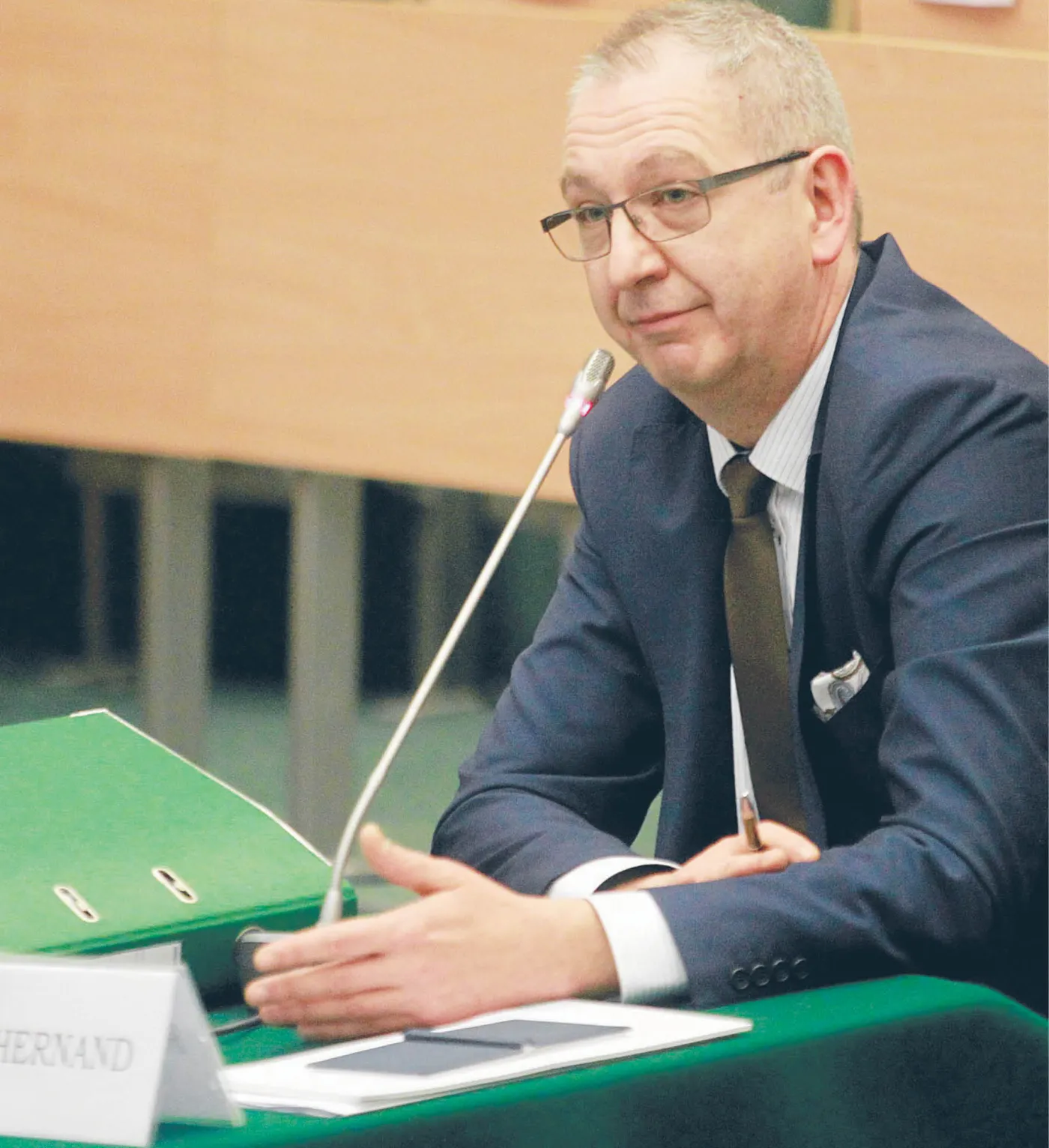 Krok w przepaść