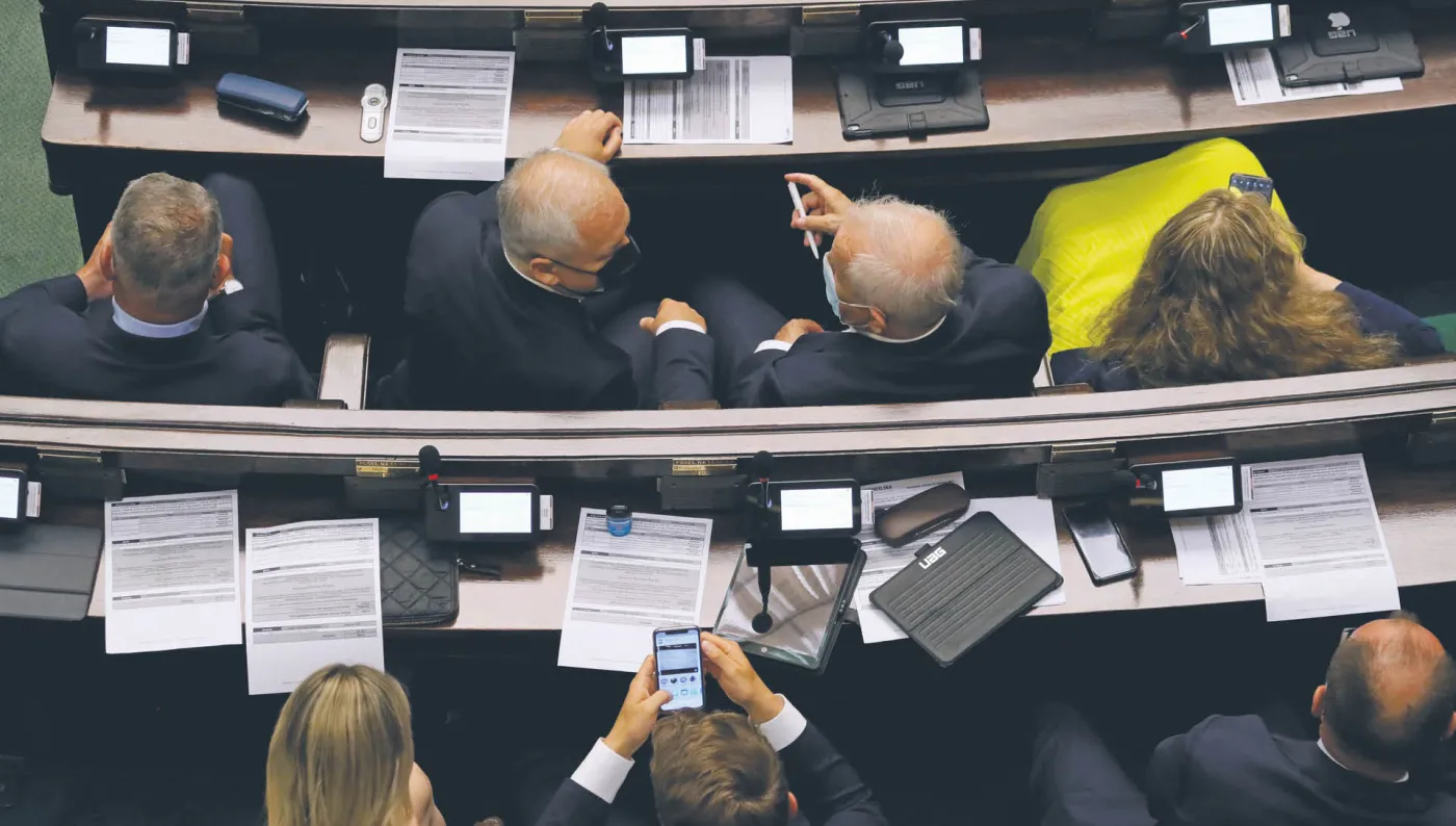 Niemcy sprawdzą, co mogą chińskie smartfony
