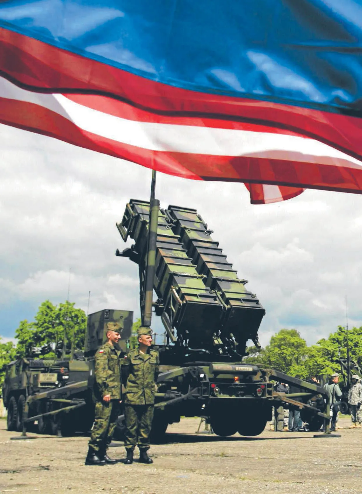 Patrioty oddalają się od linii Wisły