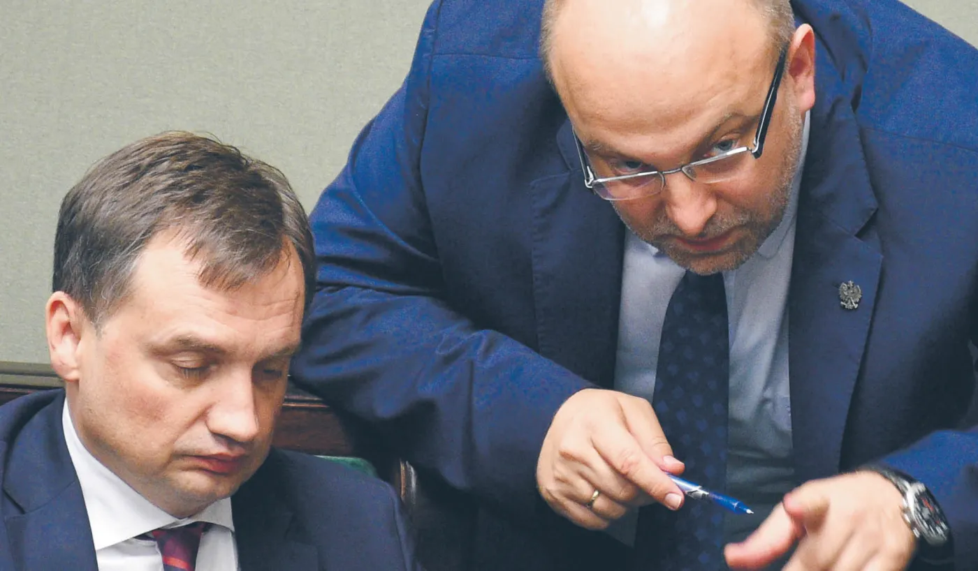 Dymisja wiceministra nie powinna kończyć sprawy