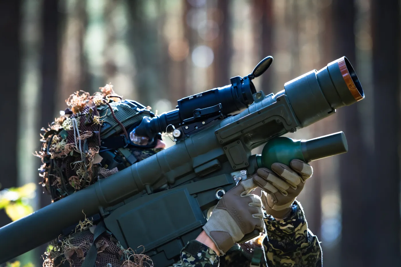 Żołnierz z moździerzem