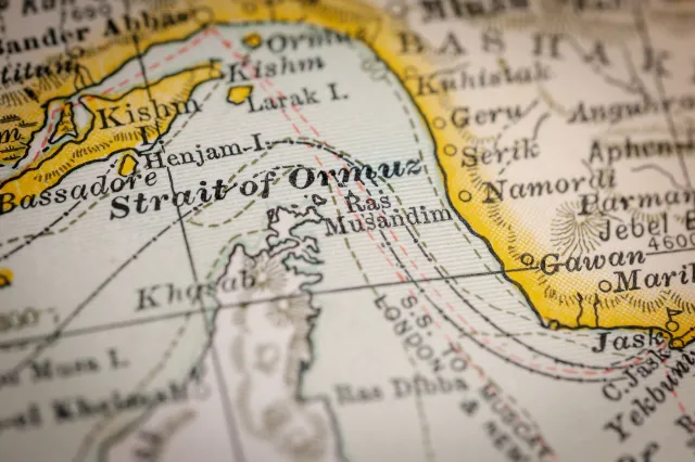 Kryzys energetyczny nie minie szybko. UE wskazuje na Ormuz