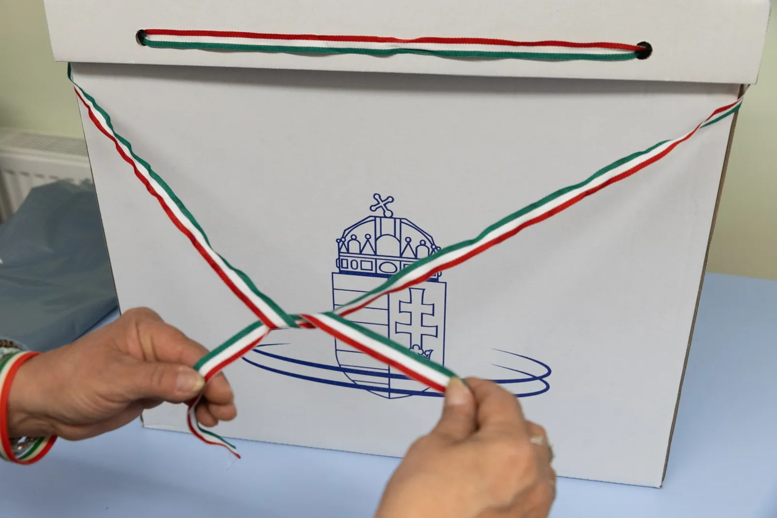 Orban kontra Magyar. Węgry wybierają nowy parlament