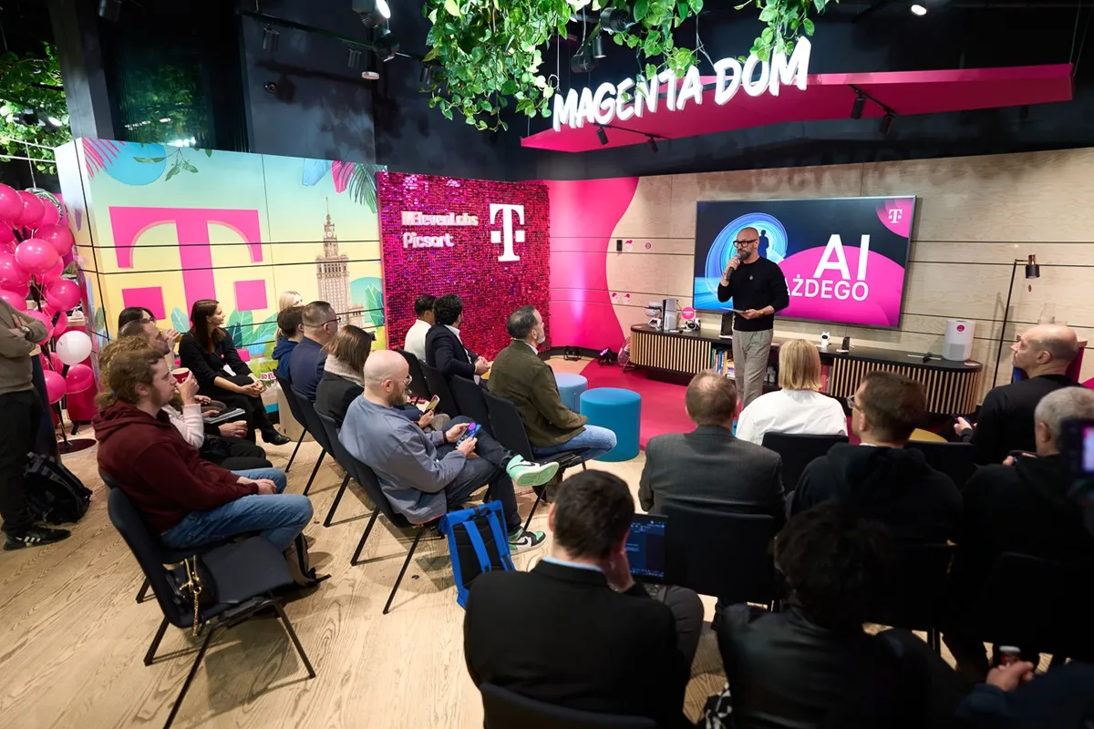 Sztuczna inteligencja na wyciągniecie telefonu