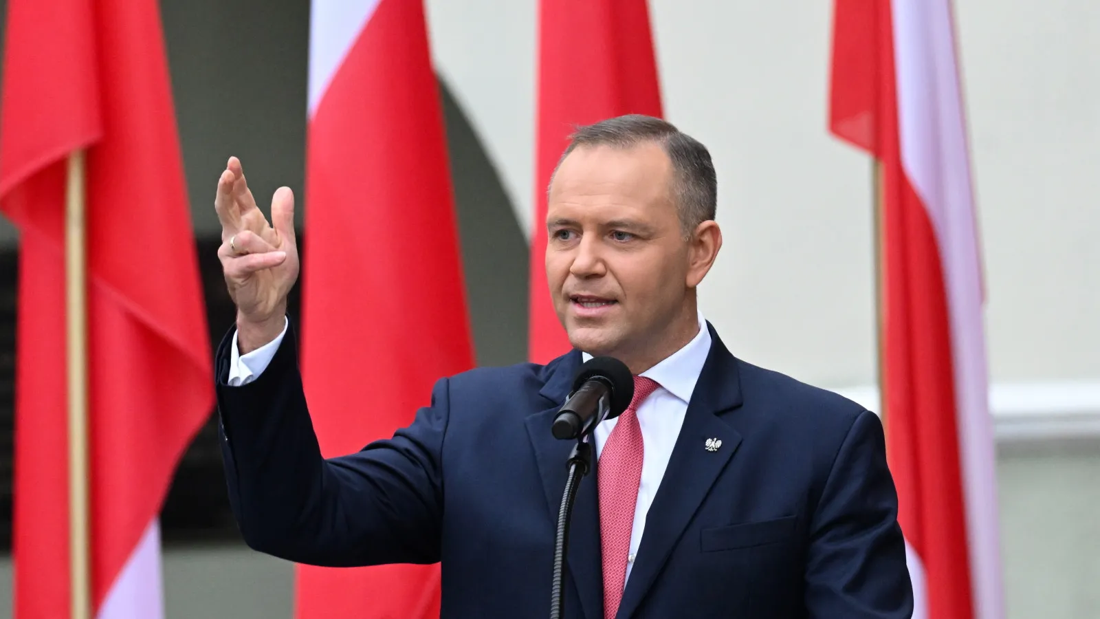 Prezydent do premiera w sprawie paliw. „Jutro benzyna jest po 5,19 zł”?