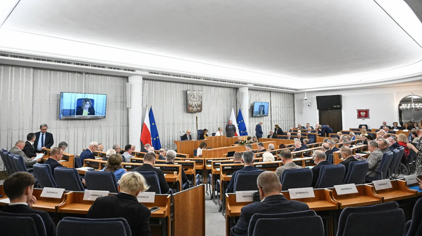 Wynagrodzenia lekarzy pod lupą. Senat przyjął ustawę, teraz wszystko w rękach prezydenta