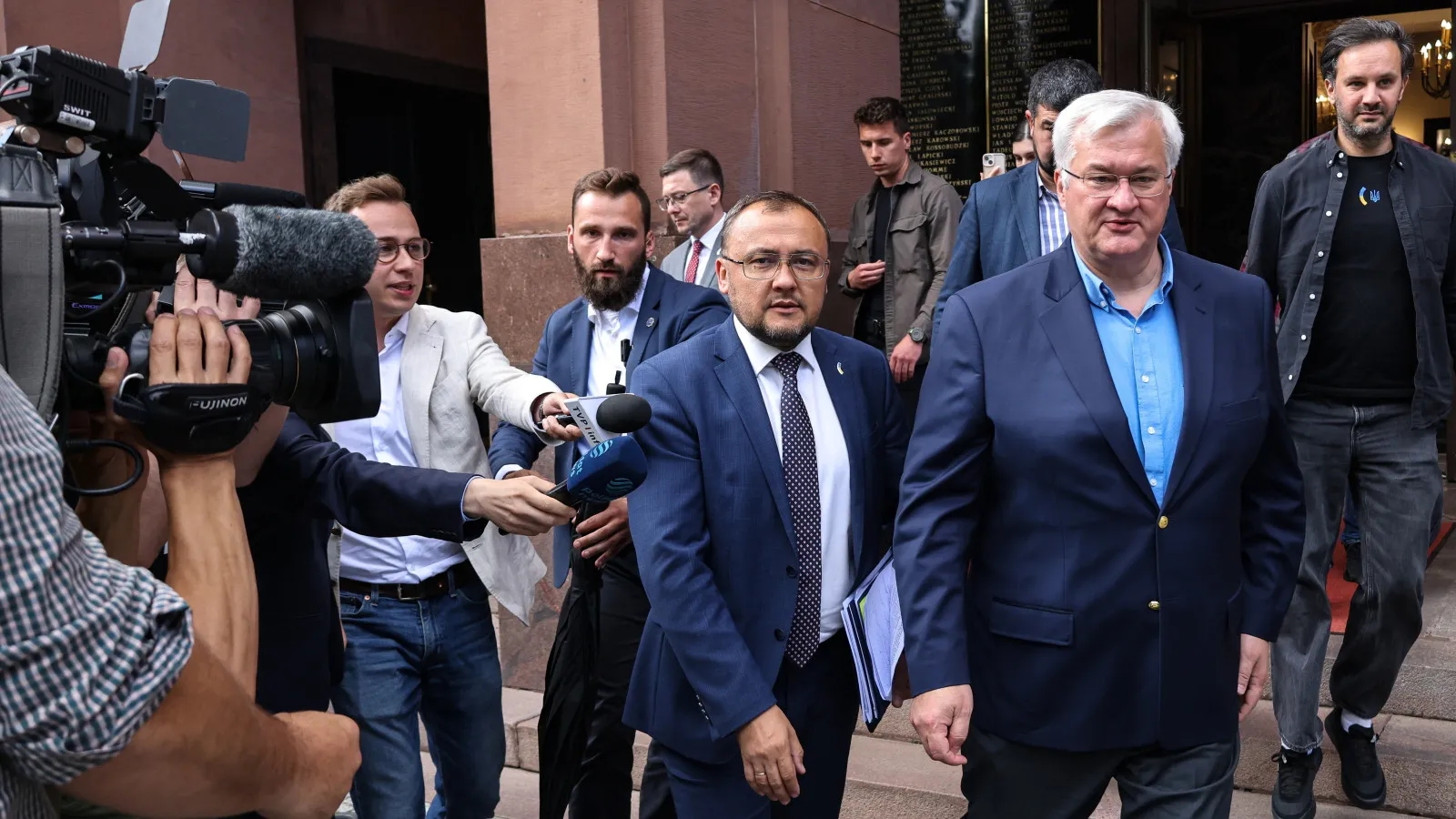 Sikorski po rozmowie z Sybihą: dyplomacja woli ciszę i dialog