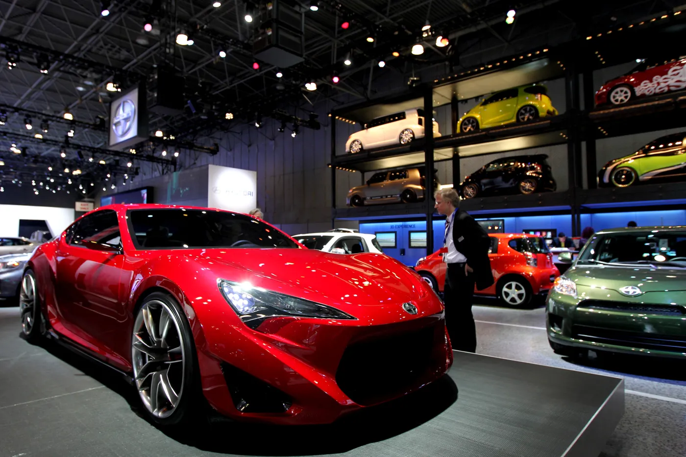 Sportowe coupe Toyota Scion FR-S na wystawie New York International Auto Show (NYIAS) w Nowym Jorku, USA