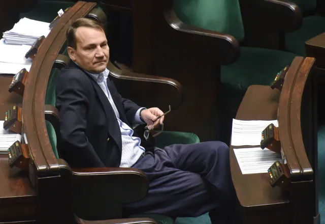 Sikorski nie będzie kandydował w wyborach parlamentarnych