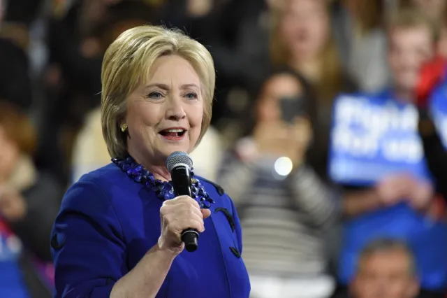 USA: Clinton wygrywa z Trumpem w najnowszym sondażu