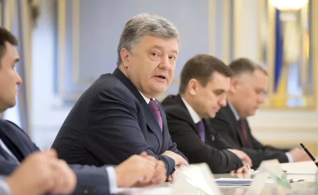 Poroszenko: USA gotowe aktywniej włączyć się w sytuację w Donbasie