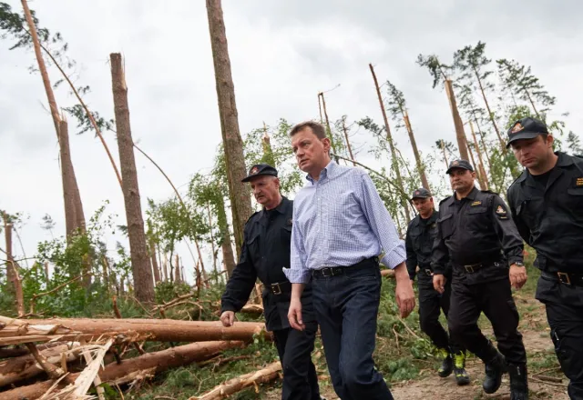 Posłowie PO w MON chcą zapoznać się z raportem po przejęciu resortu przez Błaszczaka