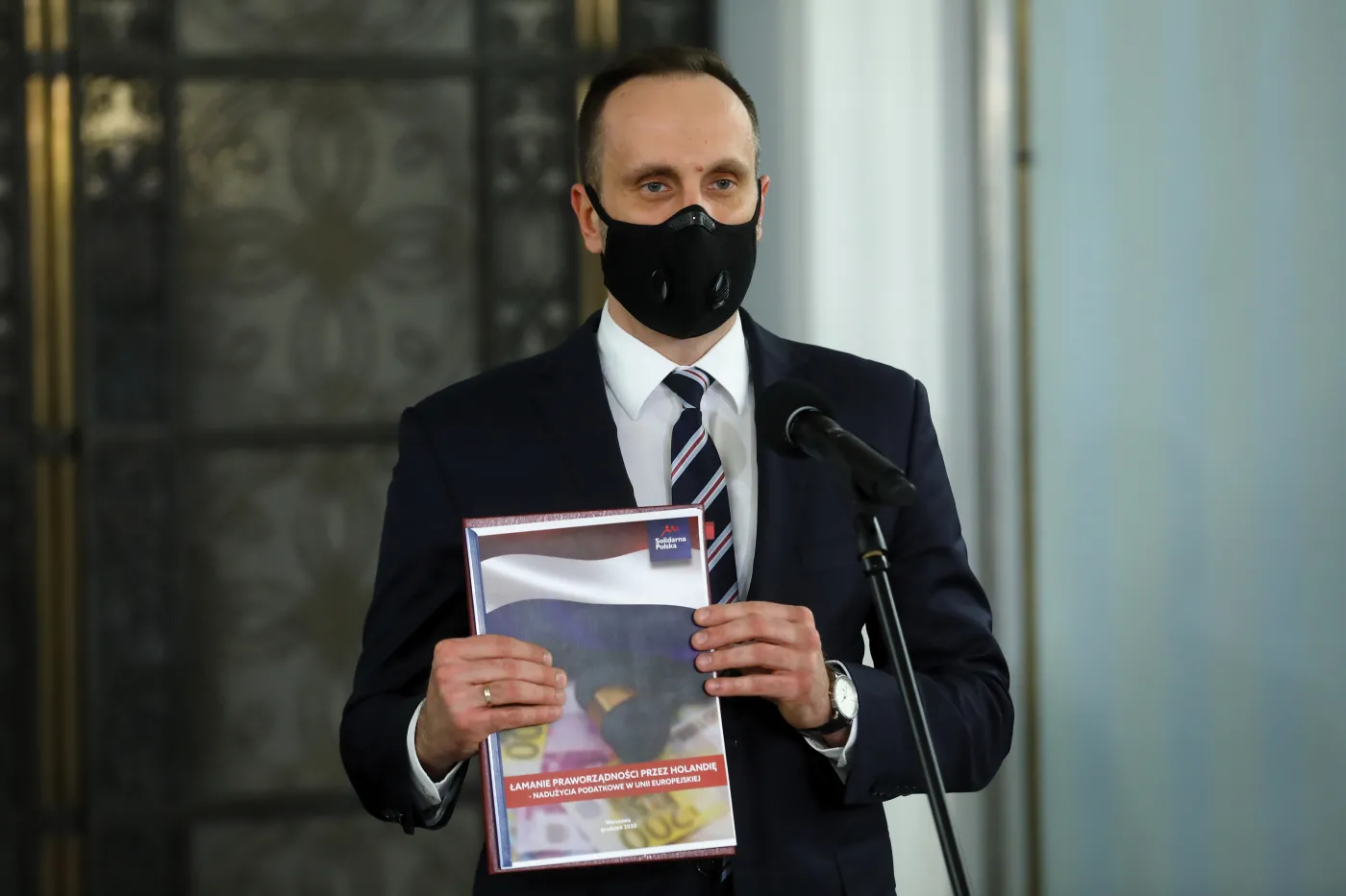 Wiceminister Janusz Kowalski chce usunięcia niemieckich nazw stacji PKP