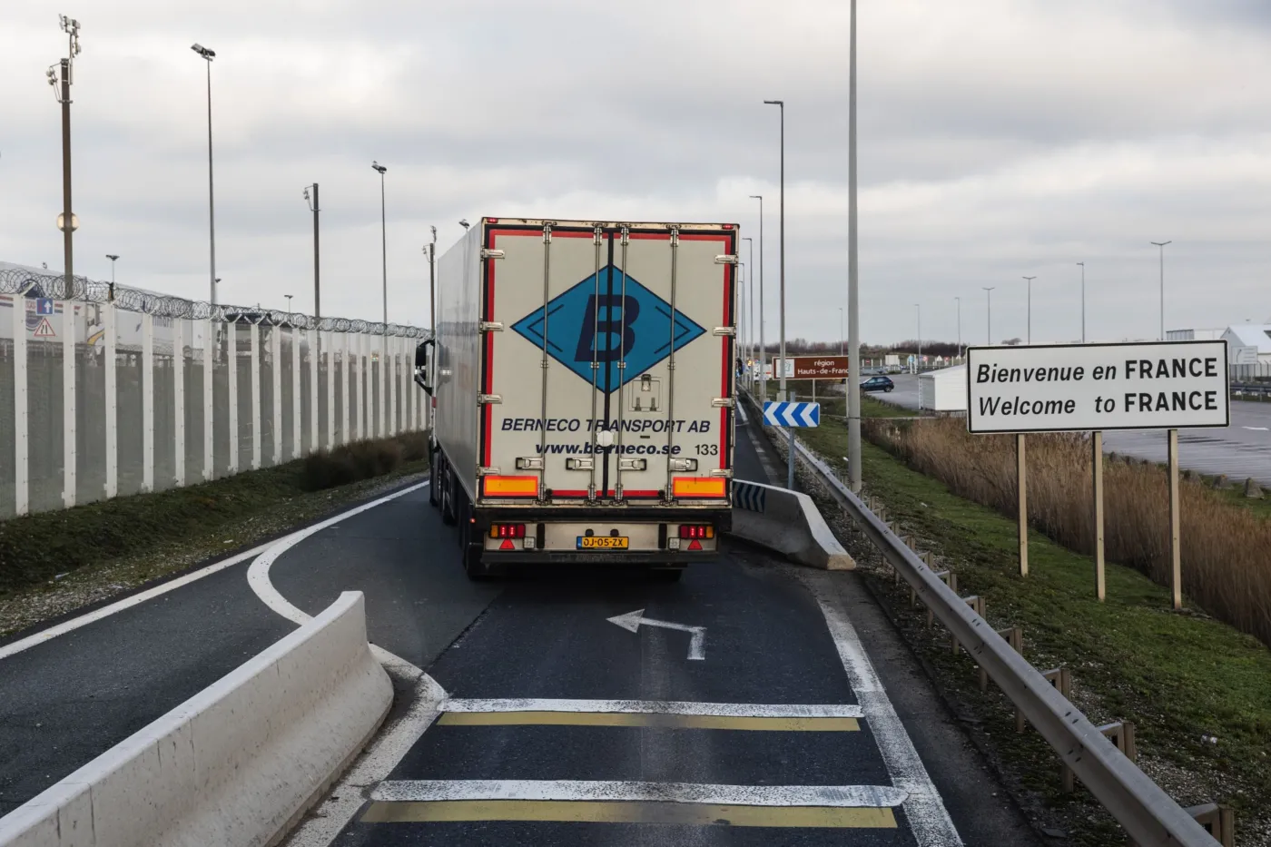 Kontrola towarów importowanych z UE znowu przesunięta. Firmy dostały więcej czasu na przygotowania