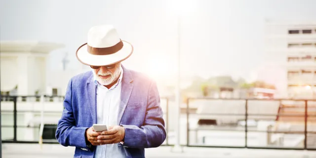 4 fakty o polskich seniorach: Jak często chorują, ile zarabiają, w jakich warunkach mieszkają