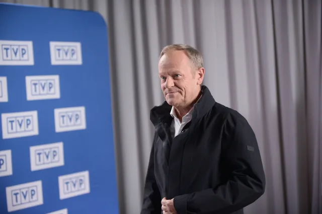 Debata wyborcza w TVP. Tusk: Chciałem stanąć twarzą w twarz z Kaczyńskim, niestety stchórzył