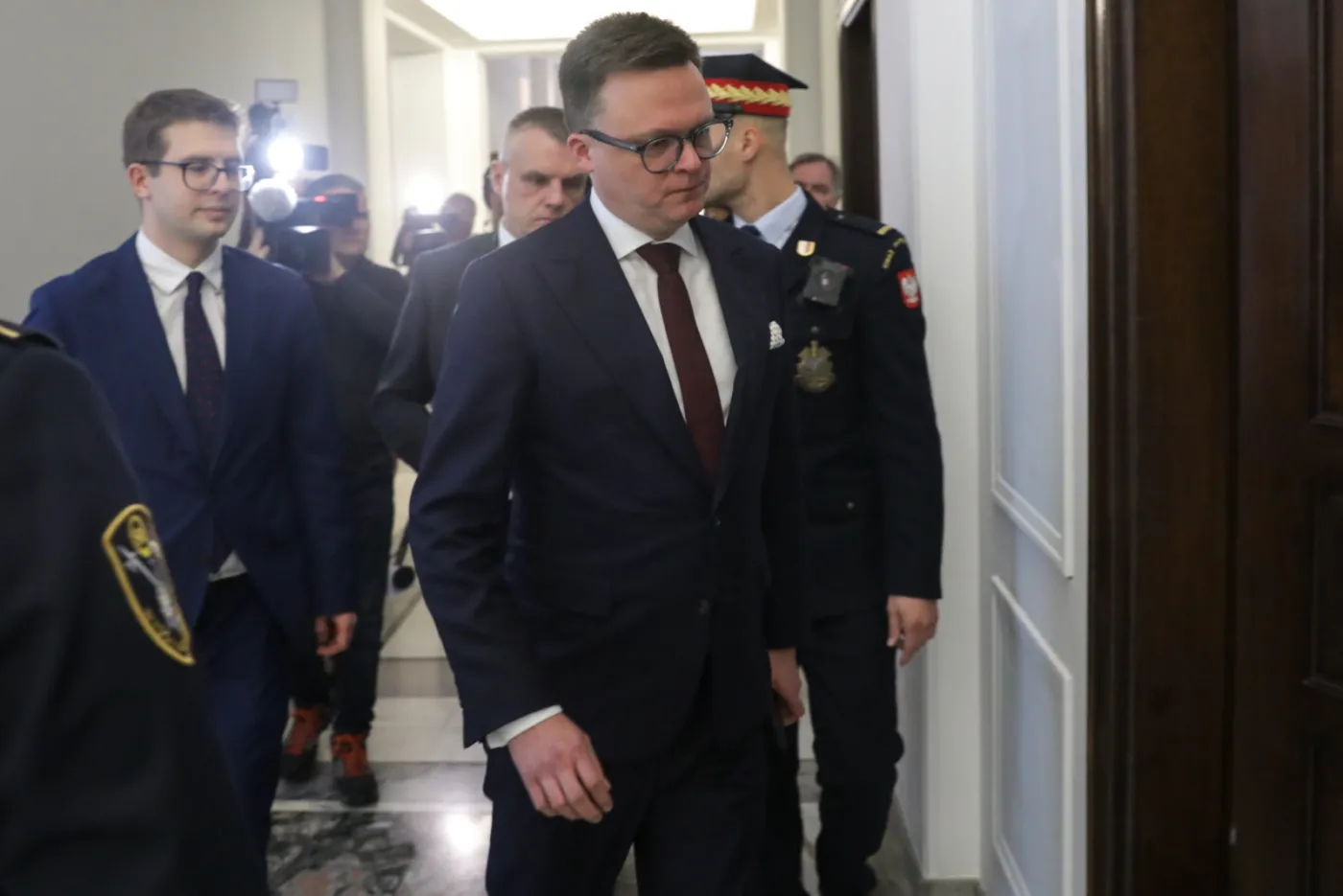 Hołownia spotkał się z przewodniczącym PKW. Konsultacje trwają