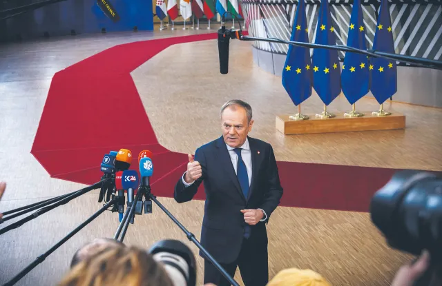 Komisja odpuszcza w sprawie praworządności. "Polska rozpoczyna dziś nowy rozdział"