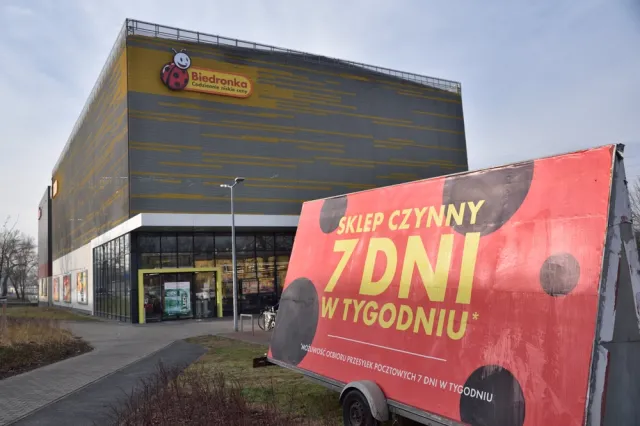 Nie ma prac nad projektem ograniczającym zakaz handlu w niedziele