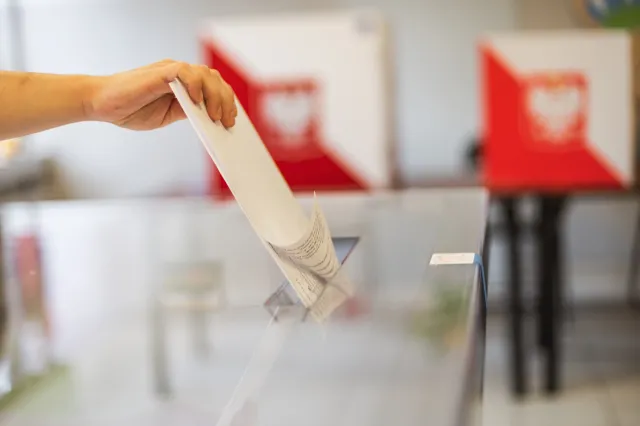 Wybory samorządowe 2024. Warszawa: Kandydaci na prezydenta stolicy [LISTA]