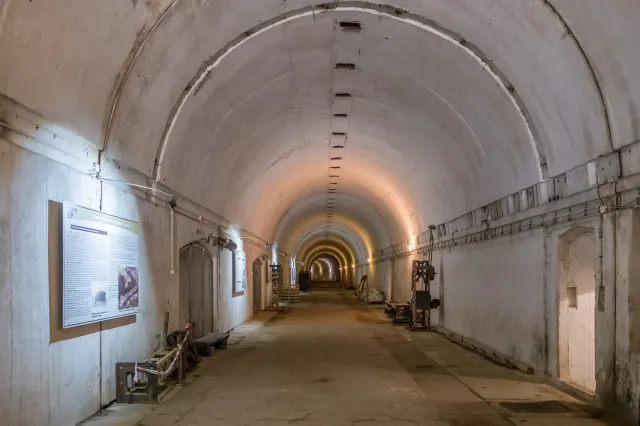 Będą dotacje nawet 100 proc. kosztów na budowę i remont schronów. Rząd: To priorytet