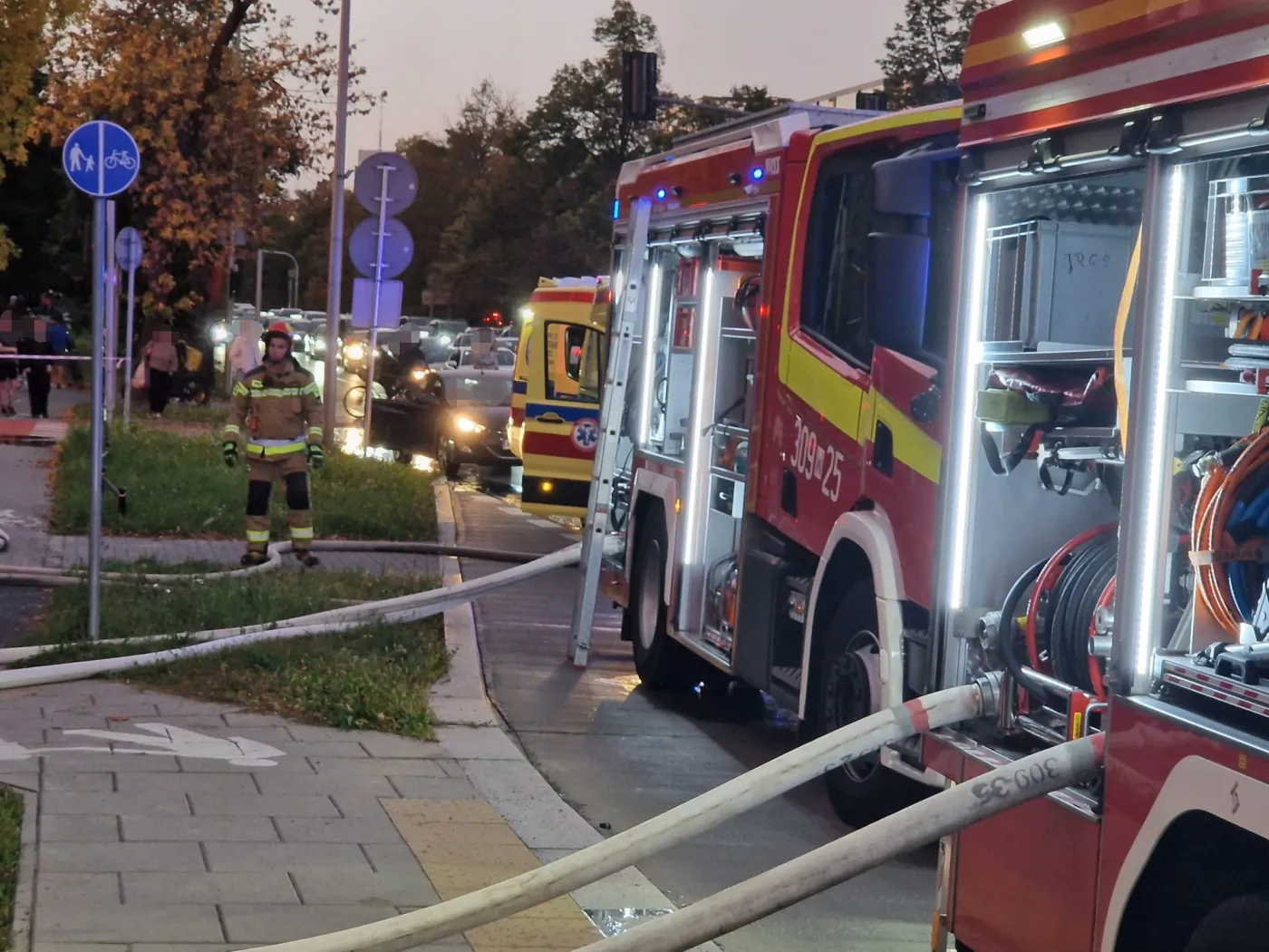 Wybuch w budynku przy Żwirki i Wigury. Zablokowany wyjazd z miasta