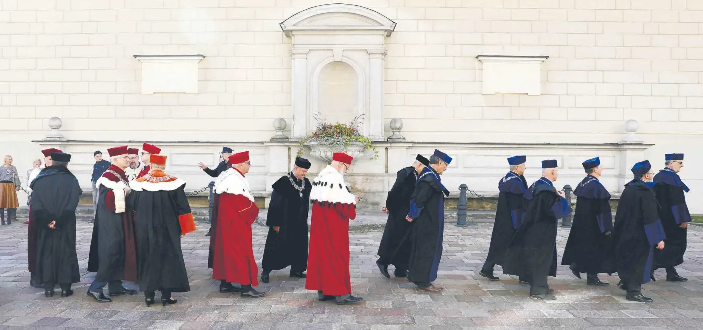 Najlepsze uczelnie z gorszą notą