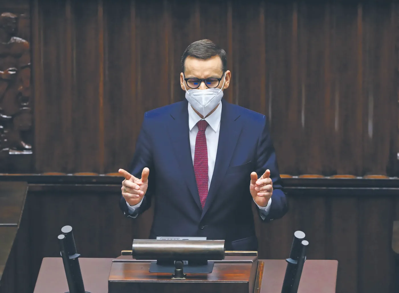 Ratyfikacja w cieniu sporów