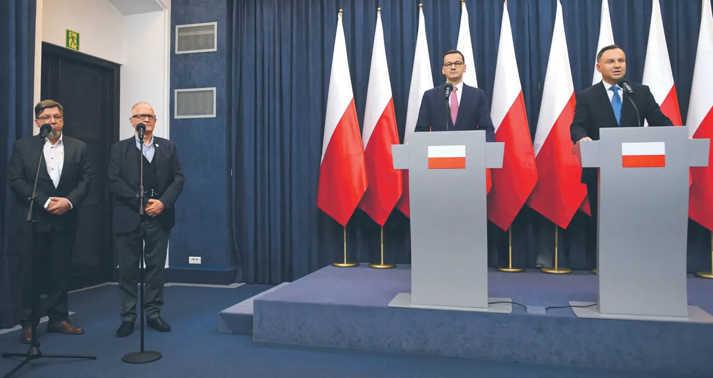 Polityczne bonusy czy wojna w obozie władzy