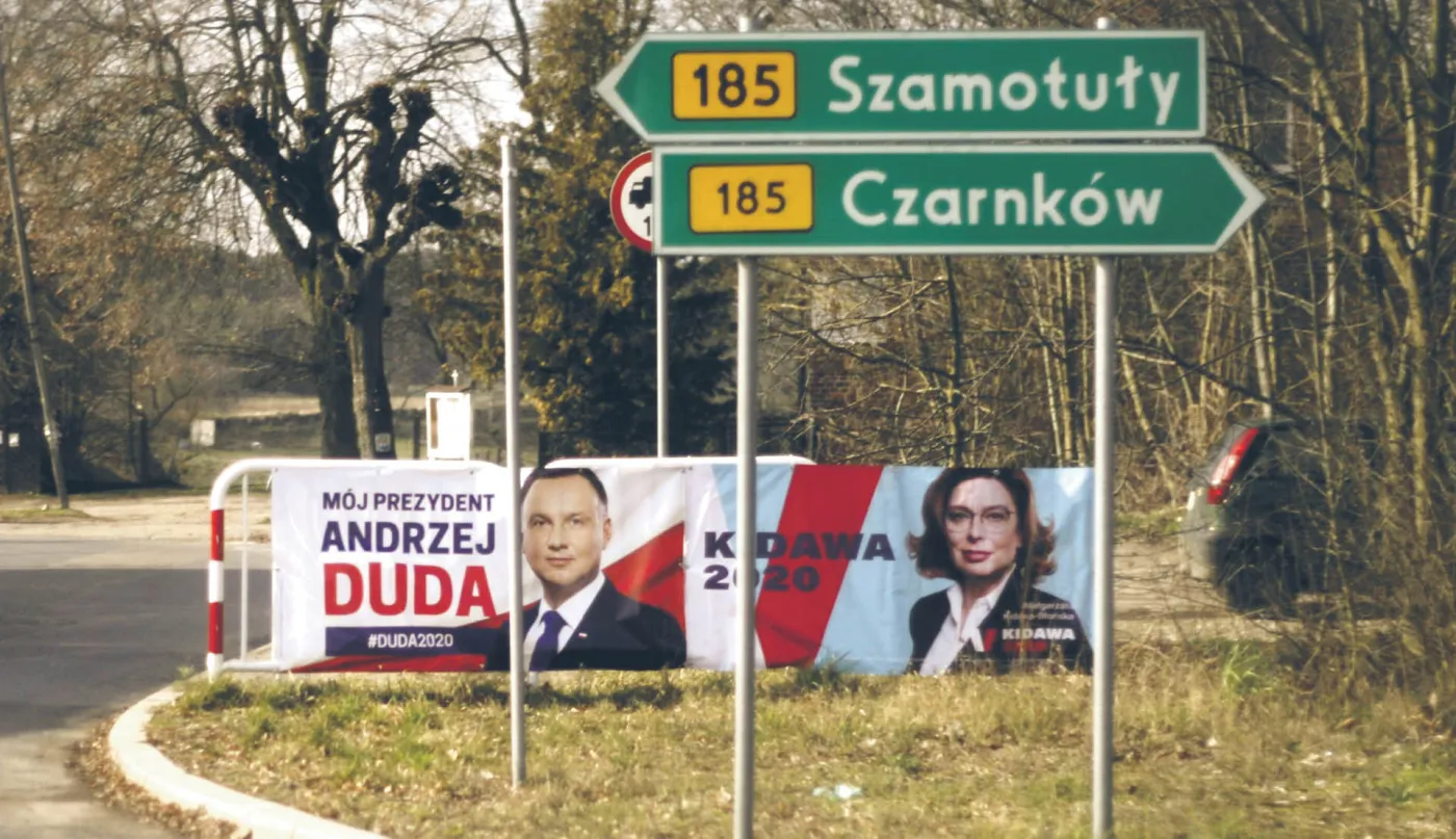Karty się drukują. Bez żadnego trybu