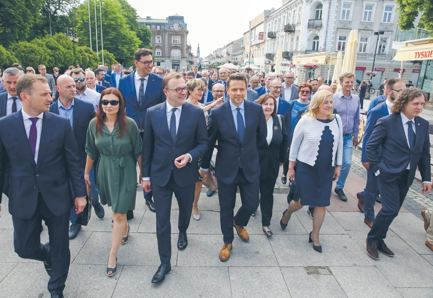 Samorząd, czyli kolejne pole bitwy PO-PiS