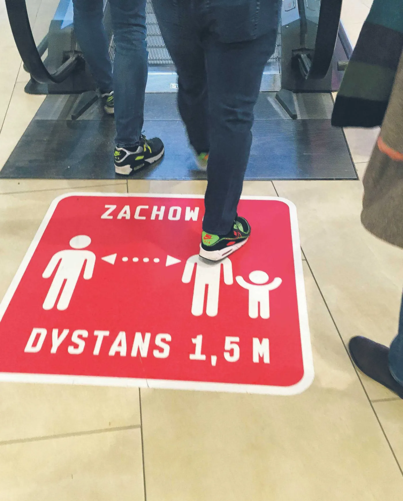 Szczepienia nie wystarczą