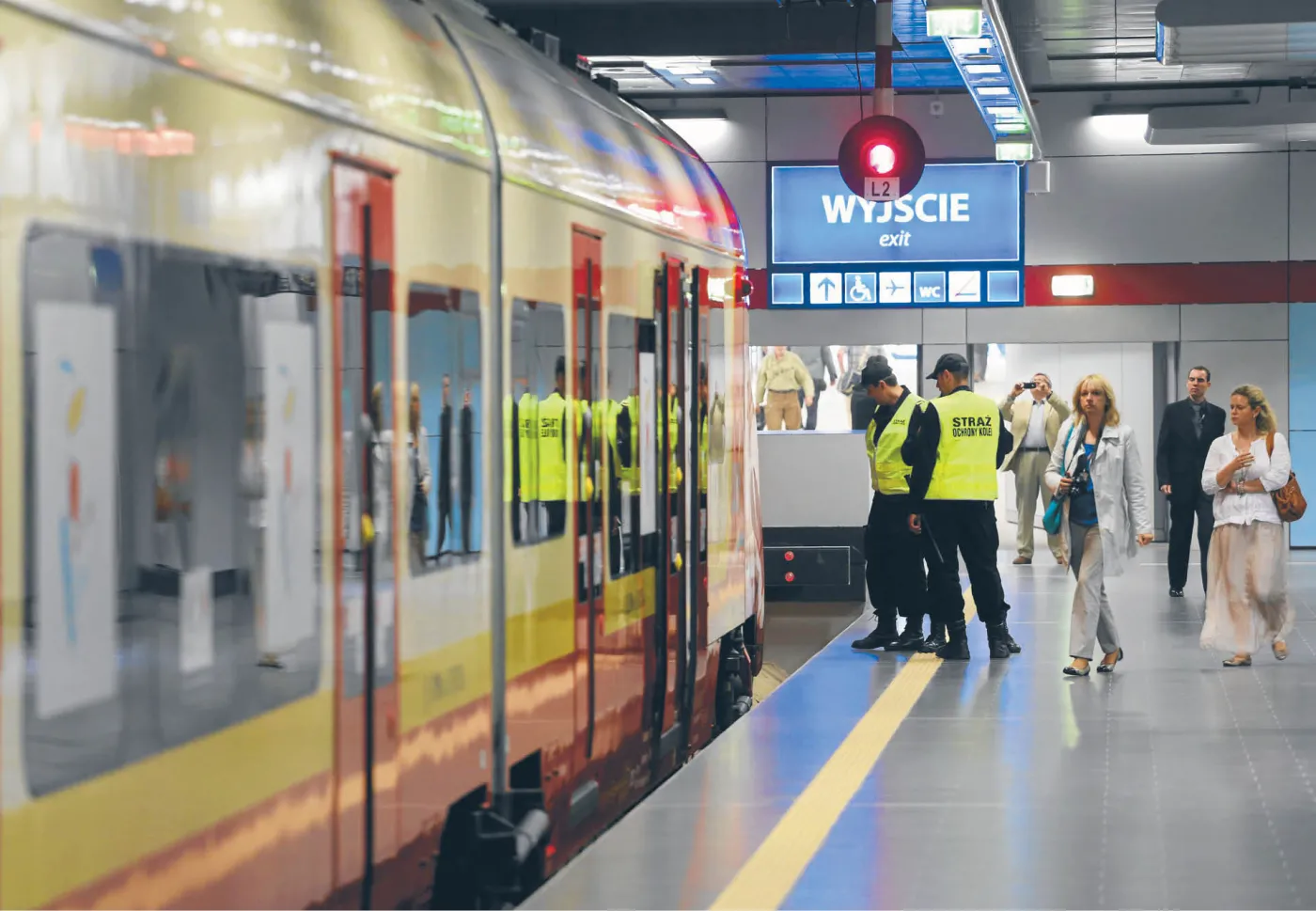 Pociągi na lotnisko będą wozić powietrze