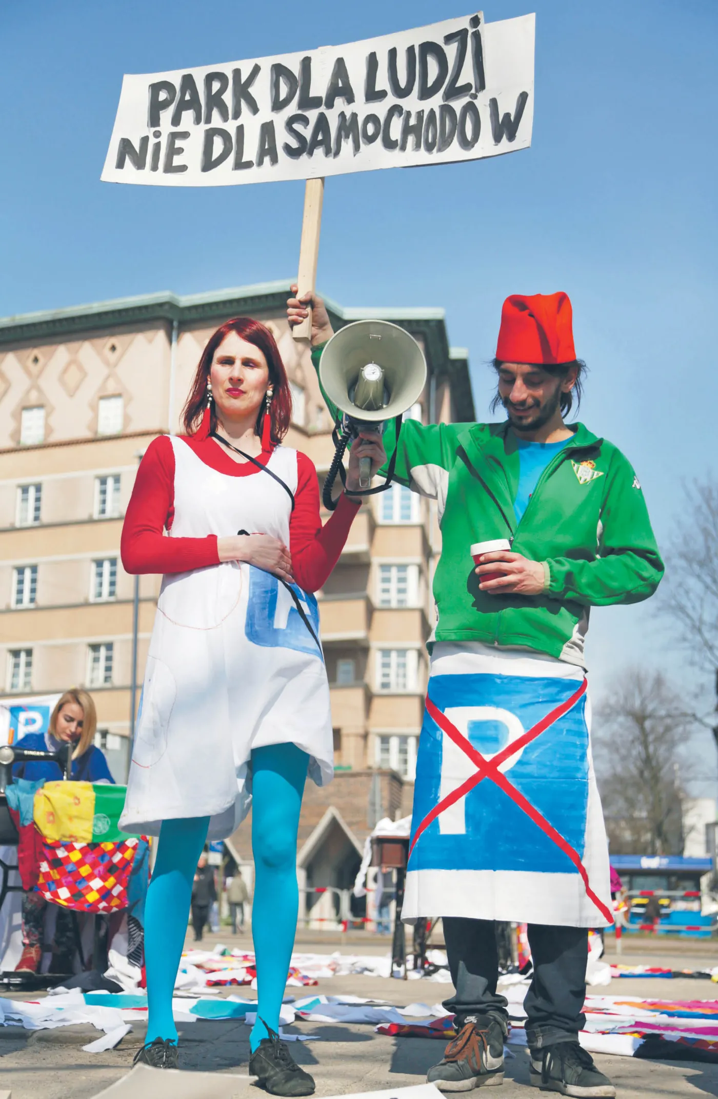 Mniejsi też patrzą władzy na ręce