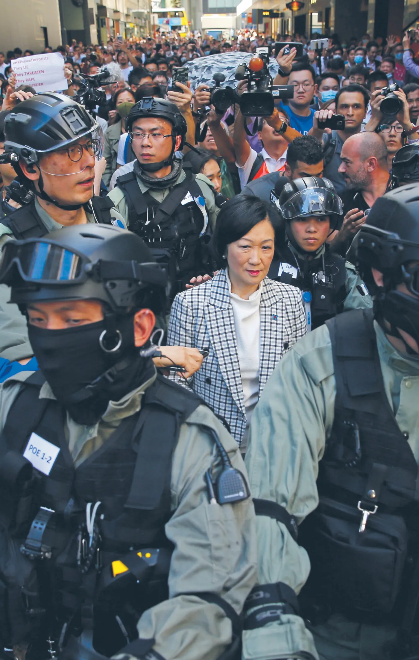 W Hongkongu zdecydowanie wygrała opozycja