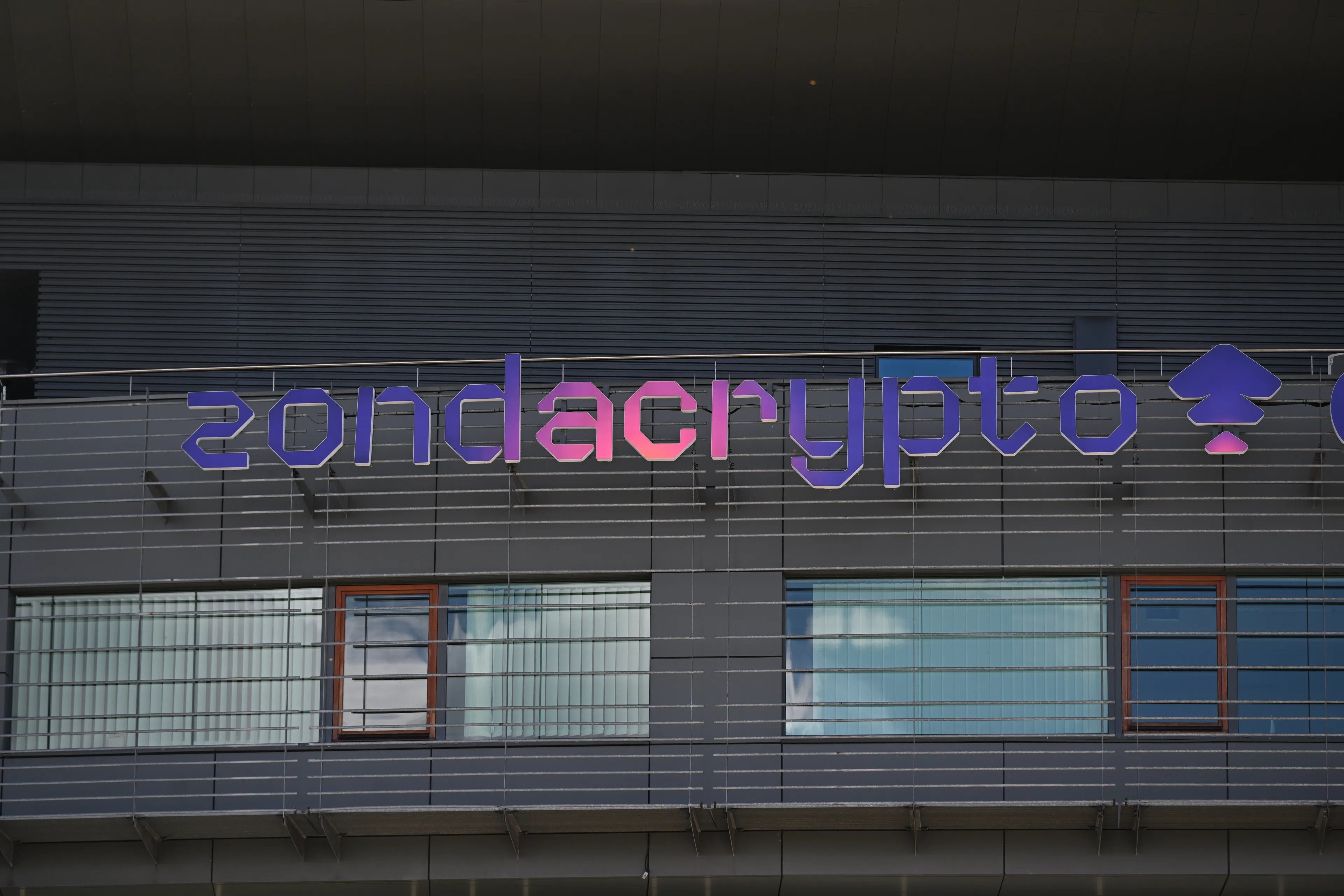 „Klienci Zondacrypto nie mogą liczyć na szybki ratunek. Muszą działać sami i natychmiast”. Jak odzyskać pieniądze z upadłej giełdy kryptowalut