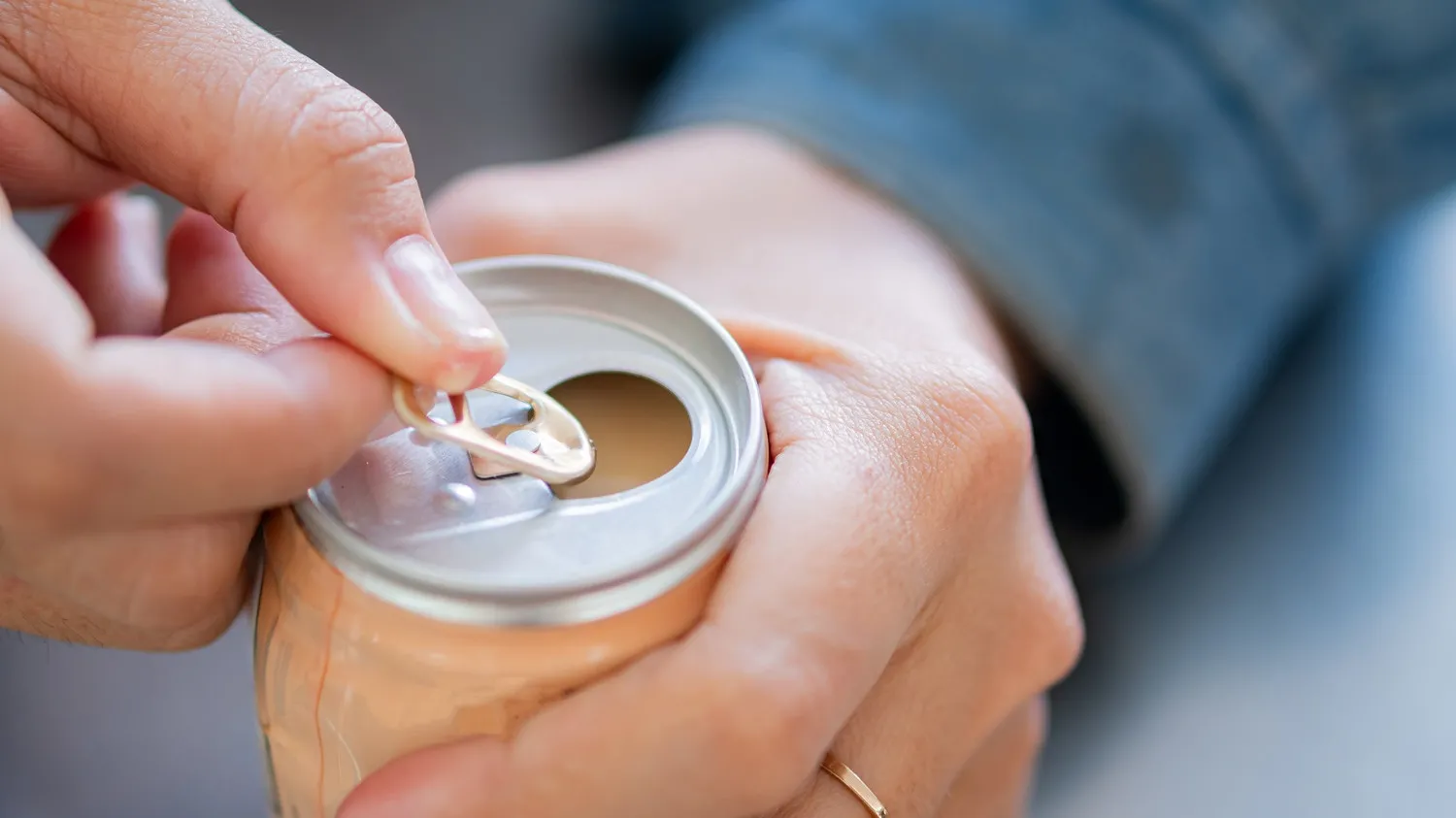 20 lipca zmienią się zasady w sklepach. Co stanie się z puszkami i butelkami?