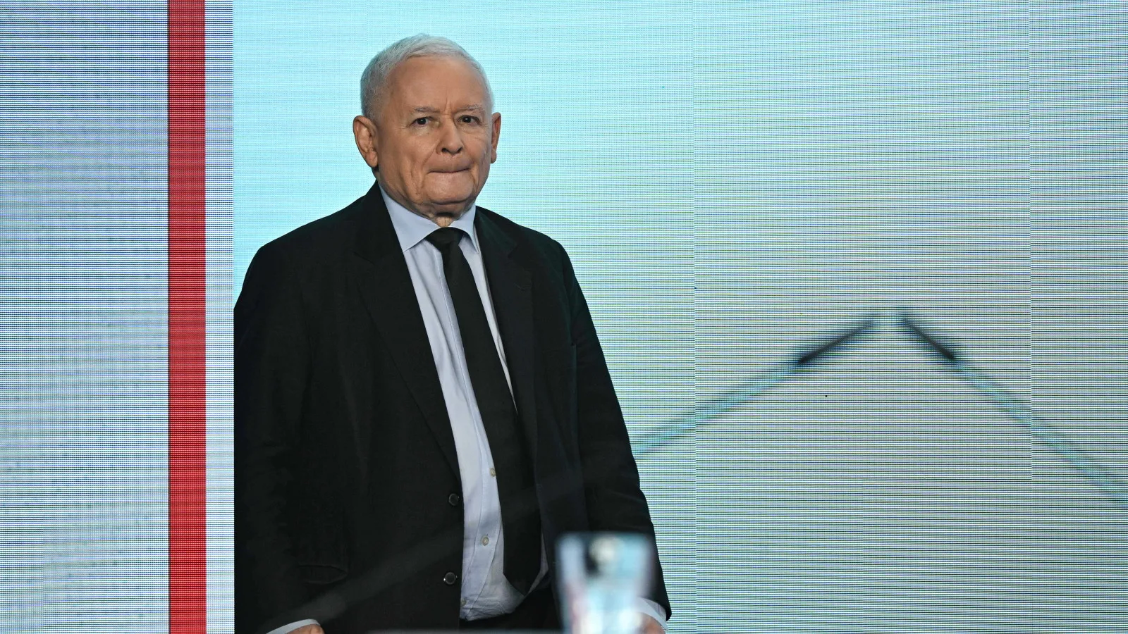 Kaczyński ostrzega Morawieckiego. „Działania jego stowarzyszenia mogą drogo kosztować PiS”