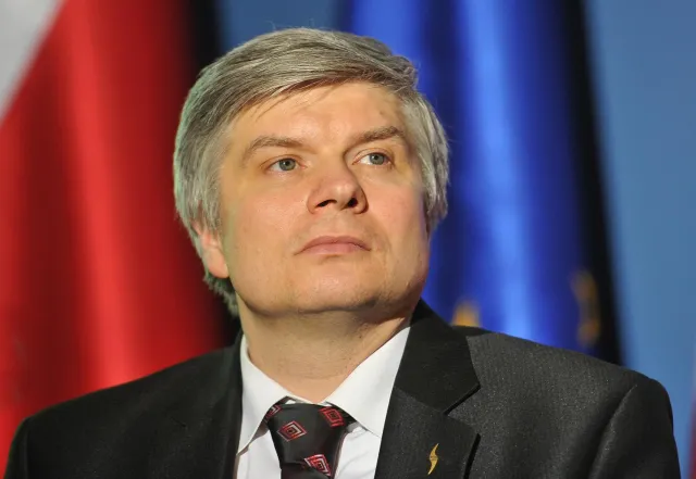 Wdowa po generale Błasiku chce przesłuchania Laska