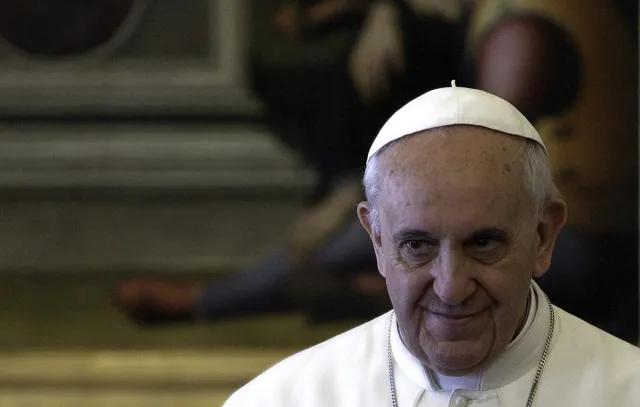 Papież Franciszek kanonizuje dziś 800 osób