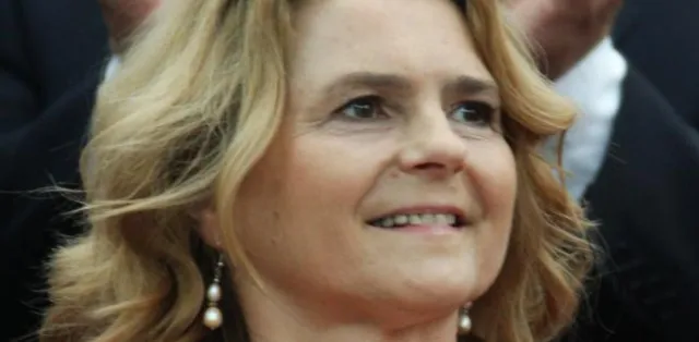 Nie tylko garnitury dla premiera: Za ubrania Małgorzaty Tusk PO płaciła także z partyjnych pieniędzy