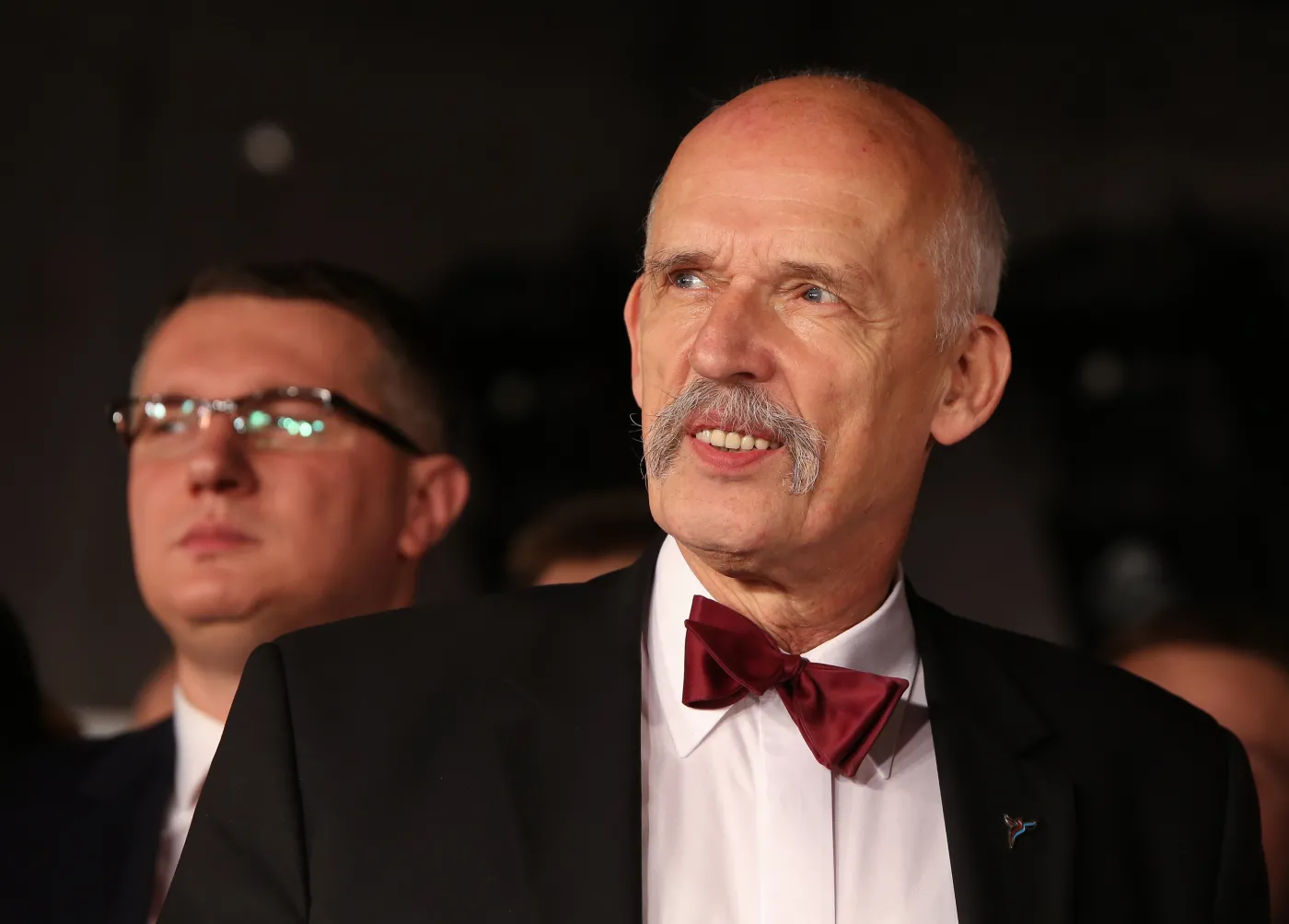 2033931-janusz-korwin-mikke.jpg
