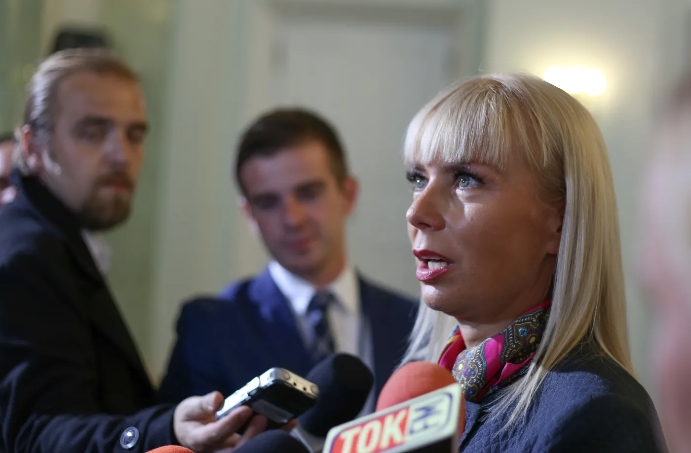 Sfrustrowana i skłócona z własnymi urzędnikami. Bieńkowska ma problemy w Brukseli