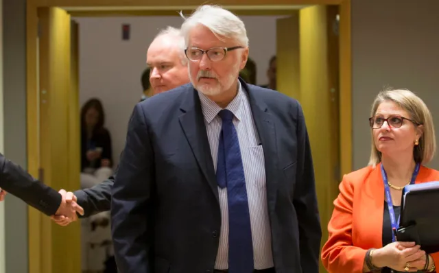 Waszczykowski w rozmowie z szefem MSZ Węgier wyraził solidarność z Budapesztem