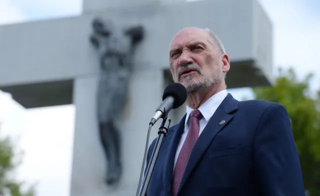Macierewicz: Podpisanie porozumienia ws. patriotów wzbudziło w Rosji szok
