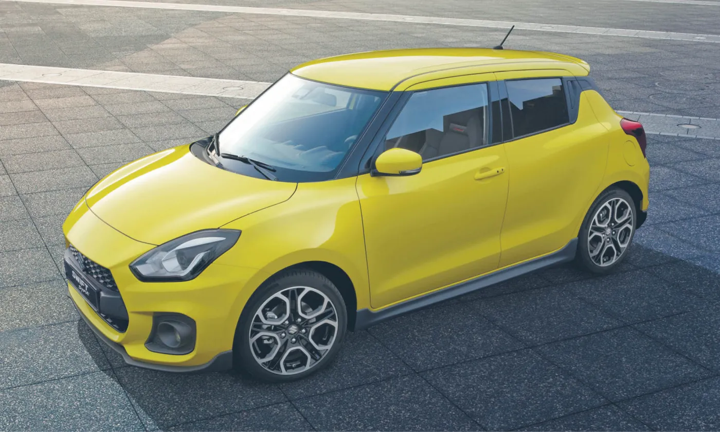 Bąk: Koliber z tektury [Suzuki Swift Sport]
