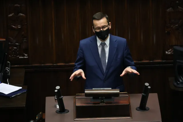Morawiecki w Sejmie o budżecie UE: To sprawa tego, czy nasz los ma być w naszych rękach