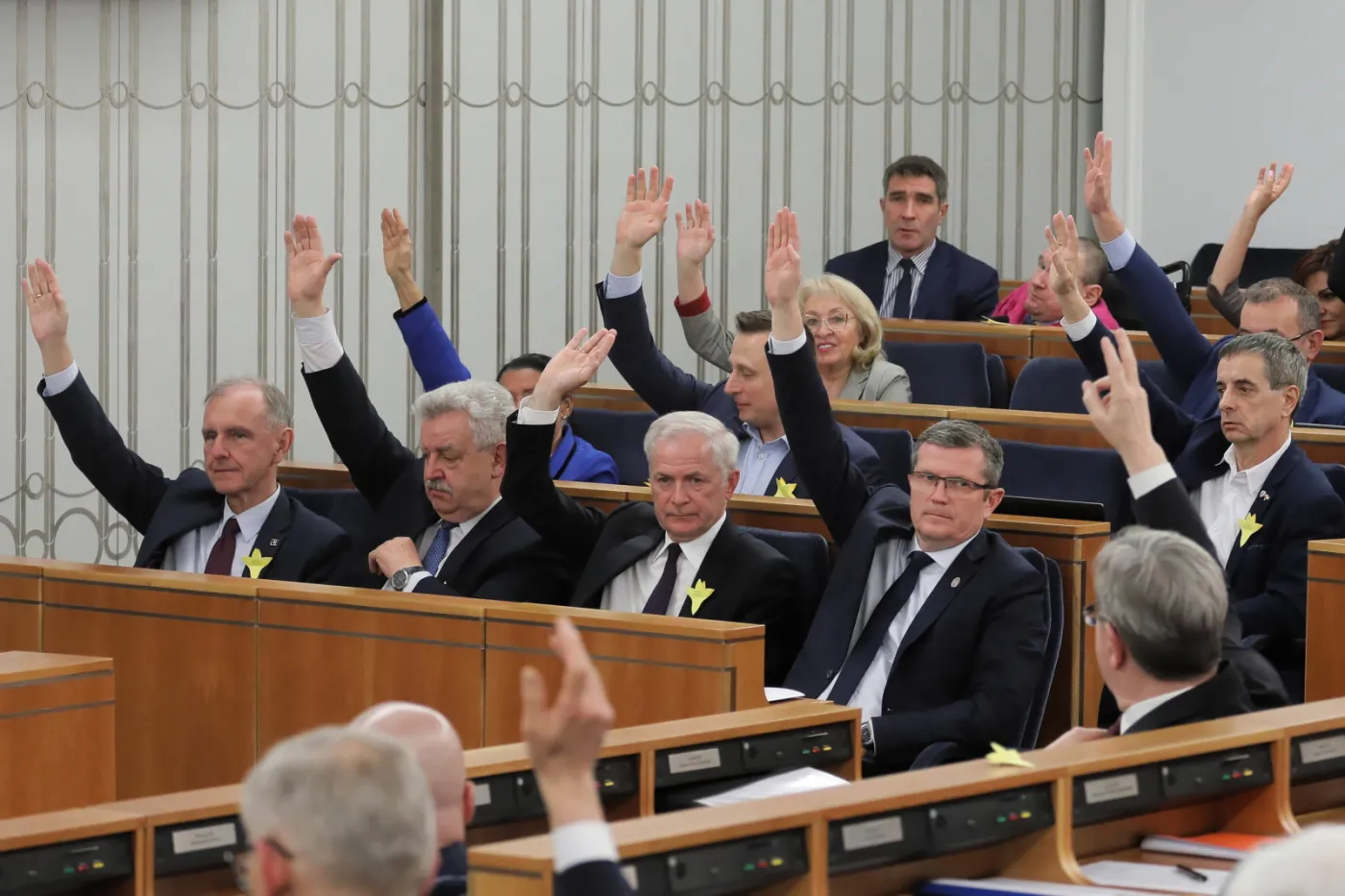 Senat przyjął ustawę sankcyjną. Jedna z poprawek dotyczy zakazu importu gazu LPG z Rosji