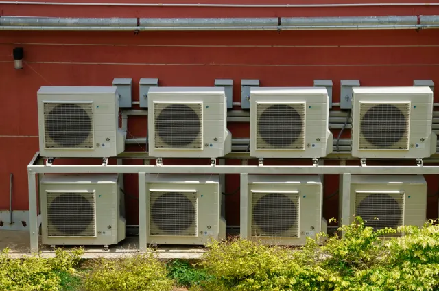 Klimatyzacja w biurze: Jakie są obowiązki pracodawcy